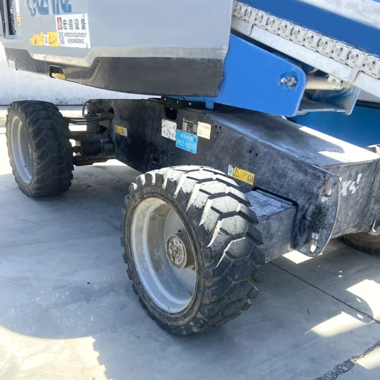 Genie Used Awp Lift Model S60 Self Propelled 20.5m Diesel Boom Lift, 2WD or 4WD  For Sale