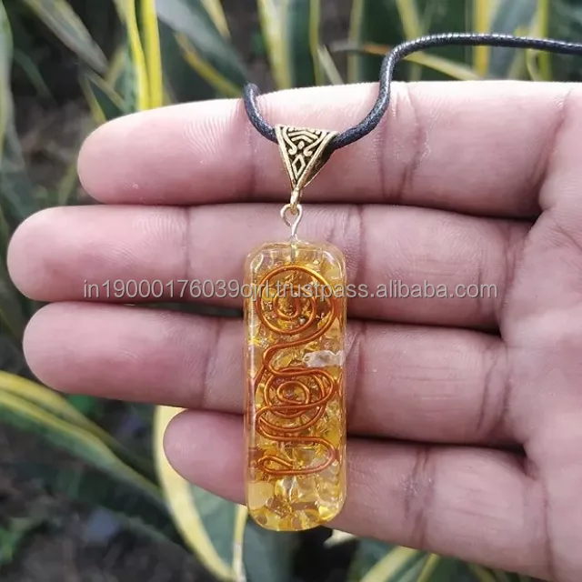 wholesale natural agate stone crystals healing gemstone black tourmaline chips orgone orgonite energy natural pendant necklace
