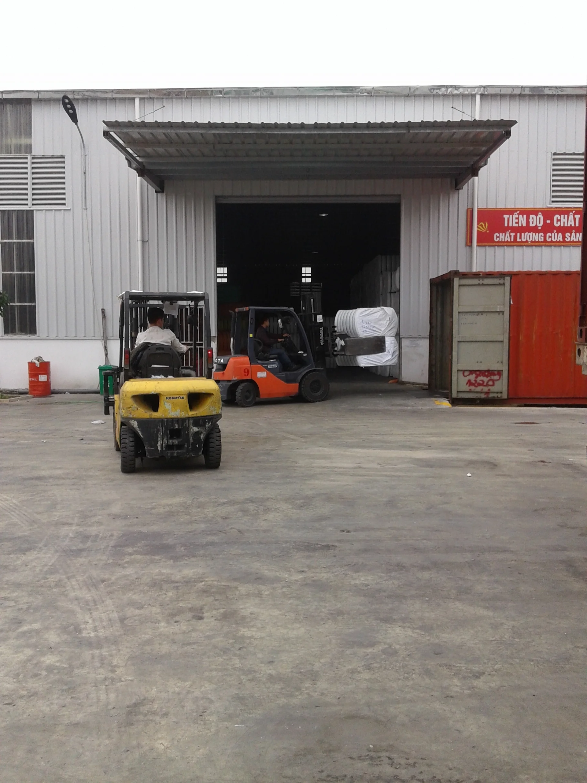 10D HS 100% Polyester Staple Fiber A grade Vikohasan Manufacturer and synthetic fiber and GRS recycled polyester fibre