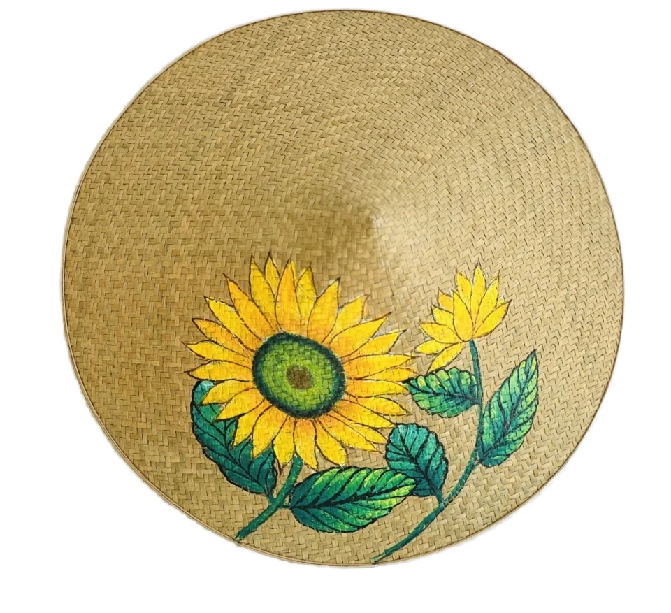 Vietnamese Traditional Non La Handmade Conical hat from Vietnam Supplier Hot Sale 2024