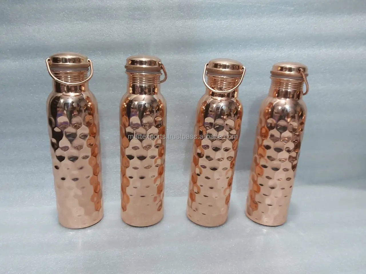 Хит продаж медная бутылка для воды в спортивном стиле с колпачком оптовая продажа металлический штампованный простой дизайн лучший поставщик вечеринок