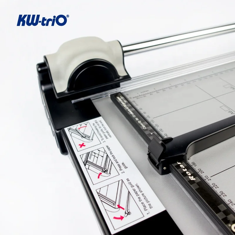 A4 FORMAT ROTARY PAPER TRIMMER