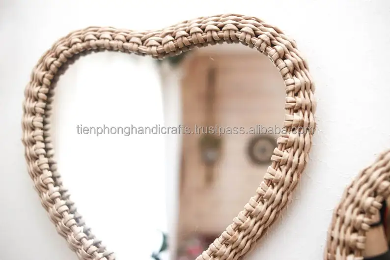 Handmade craft home Heart shape vanity large beauty round decorative woven wood wicker willow frame rattan wall mirror