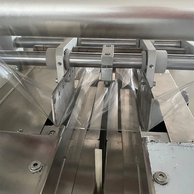 Foshan Factory Sale High Packing Speed Sanitary Napkin Packing Machine For Sample Trail