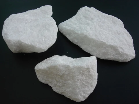 Calcium Carbonate Lumps CaCO3 Lumps  Use For Metal Building Materials - Ready To Export From Vietnam Good quality