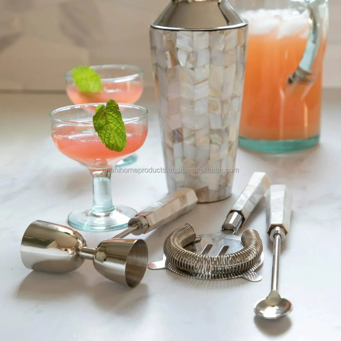 Bar Tools Shaker Bar Tools Set Factory Direct 800ml Coated Stainless Steel with Bamboo Wood Stand Boston Bartender Cocktail Pcs