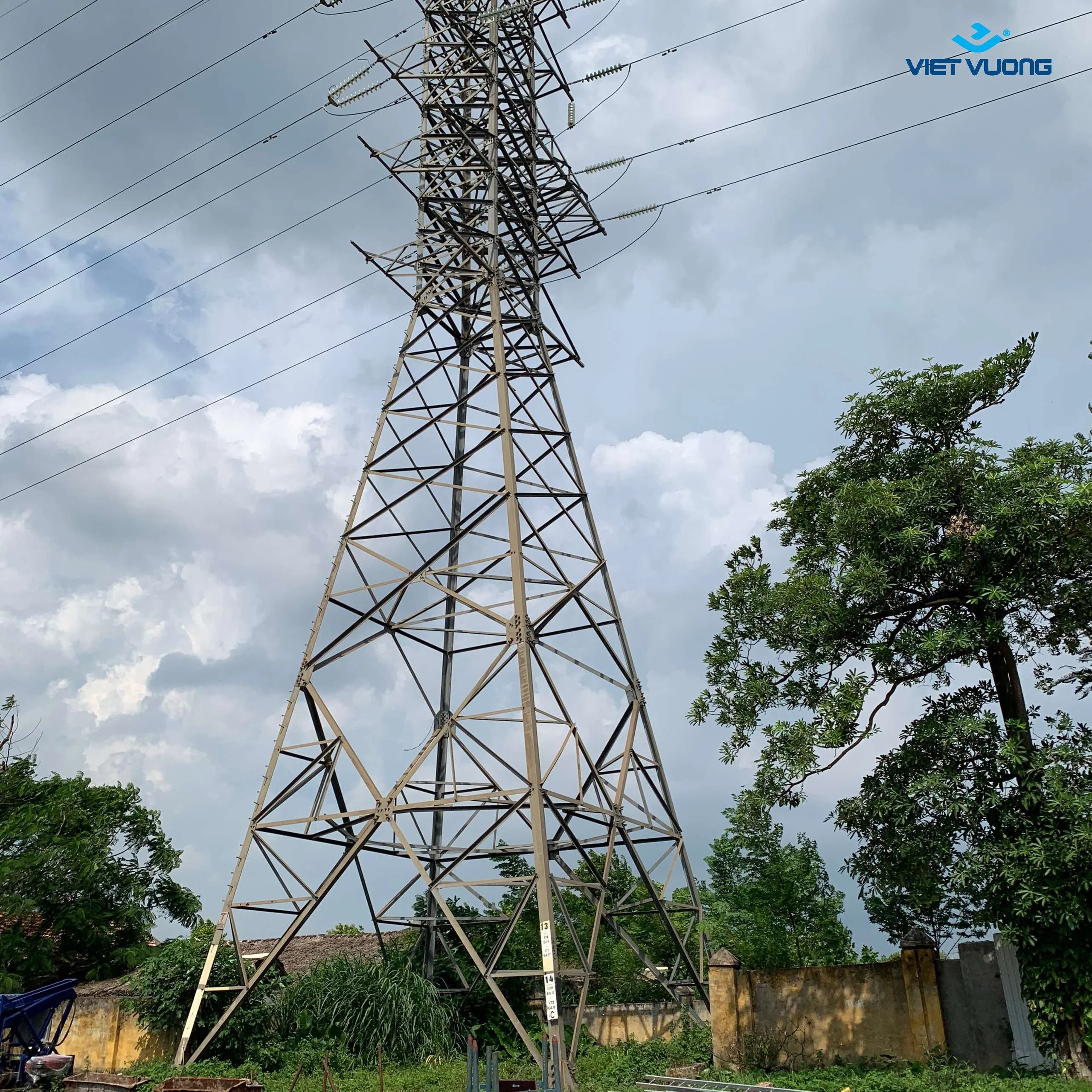 Hot-dipped Galvanizing High voltage power Electric pole transmission Steel Made in Viet Nam