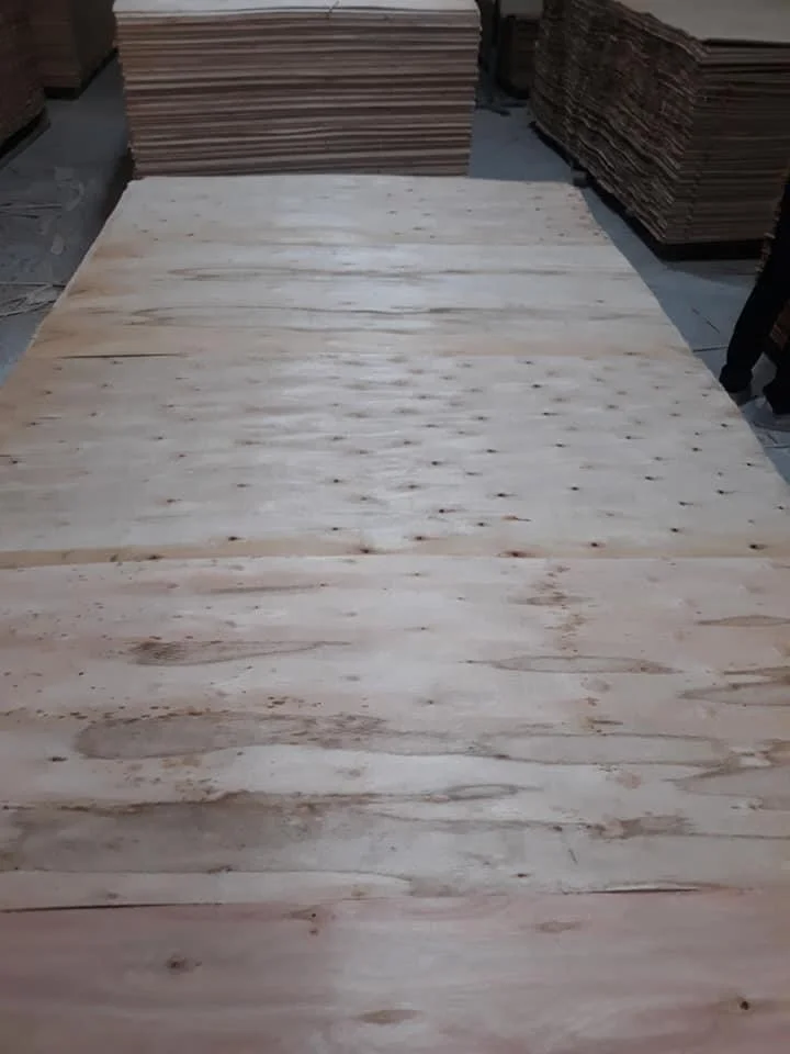 
Eucalyptus Core Veneer 4x8' 