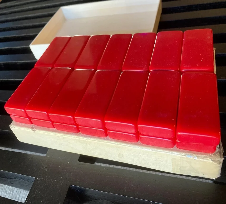 Professional custom double six 6 two tone resin domino red and white dominoes set with wooden box for indoor board game