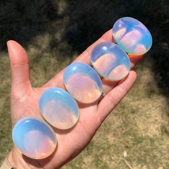 wholesale Natural High quality Crystal light blue Opal Palm stone crystal Polished for healing and home decoration opalite stone