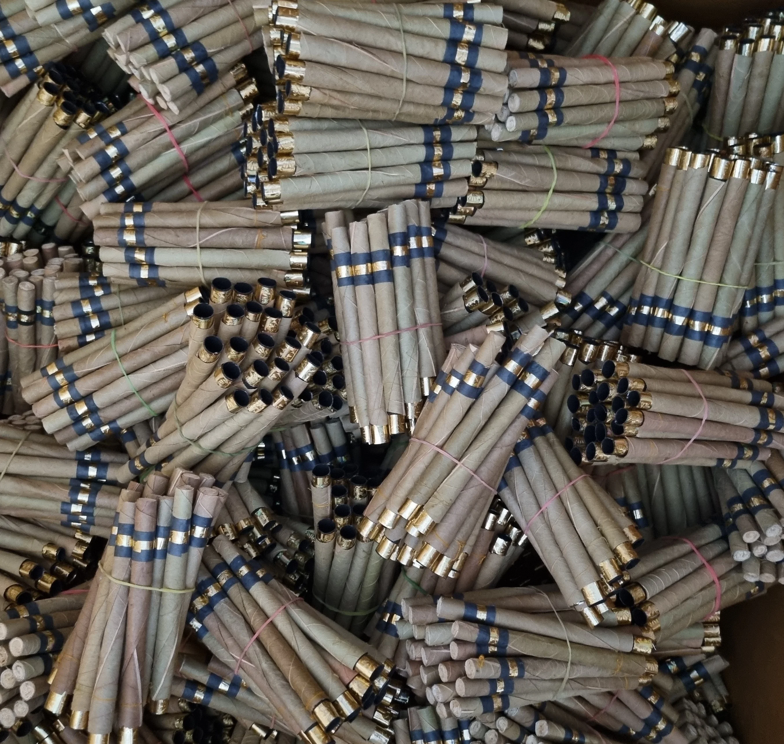 Лучшие цены на предварительно свернутые конусы cordia и Tendu, предварительно свернутые конусы, предварительно свернутые листья cordia в вашем бренде, предварительно свернутые листья OEM