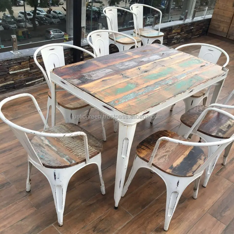 Louis_restaurent_set