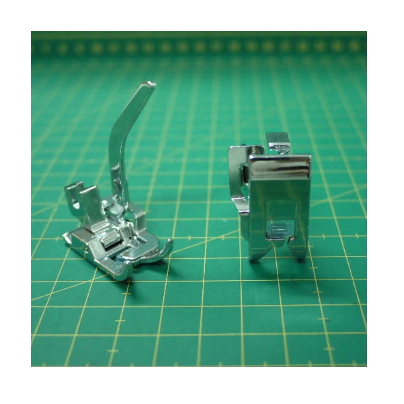 5613L PRESSER FOOT MADE IN TAIWAN HOUSEHOLD DOMESTIC SEWING MACHINE SPARE PARTS