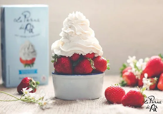 High quality Italian  La panna di Pa Whipping Pure Cream Max White Heavy 38% fat Cattle brick 1L for HORECA and shop