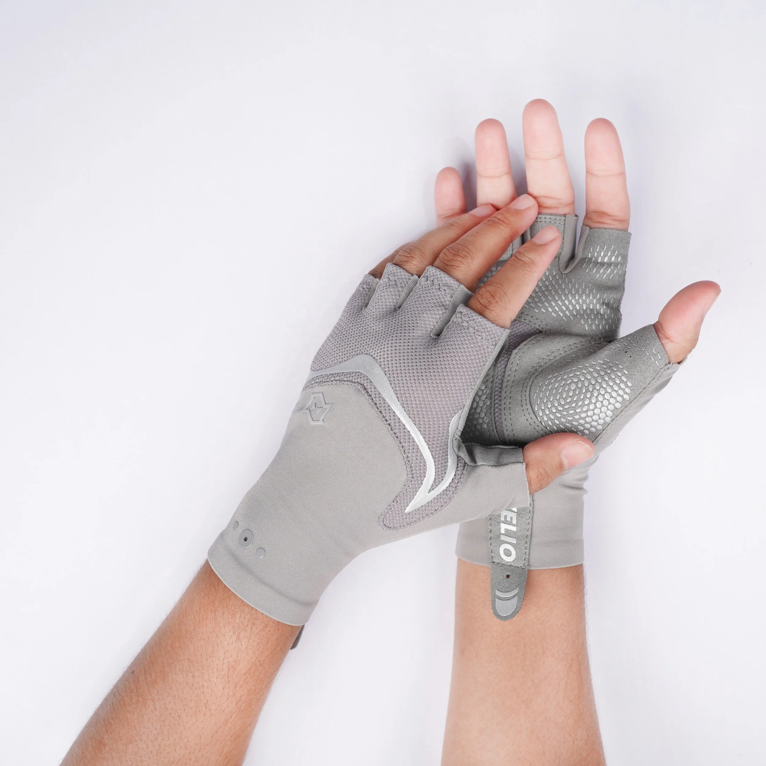 Top Quality Anti Slip Breathable Cycling Gloves Bicycle Wholesale Outdoor Cycling Gloves Salinan Grey Gloves From Indonesia