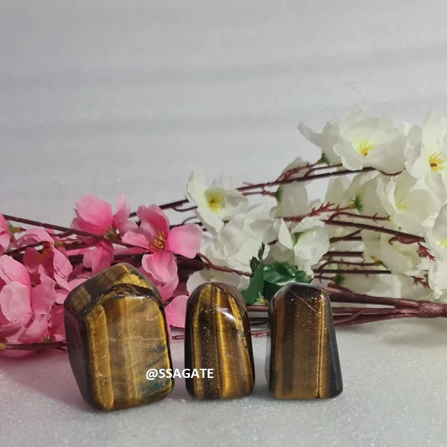 Best Quality Natural Tiger Eye Free Form Shape Wholesale palm Stone Good Quality Free Form Shape Buy online From s s agate