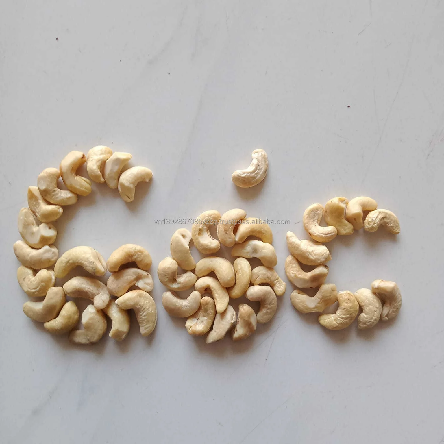 EXCELLENT Organic Directly from the factory of high quality Fresh cashew nuts from Vietnam, peeled