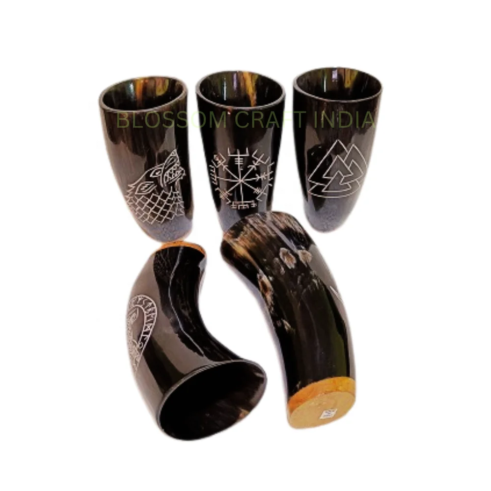 Hand Made Customized Black Horn Engraved Cup / Viking Ox Drinking Horn Mug Suitable to use in Home Restaurant And Hotel Agate