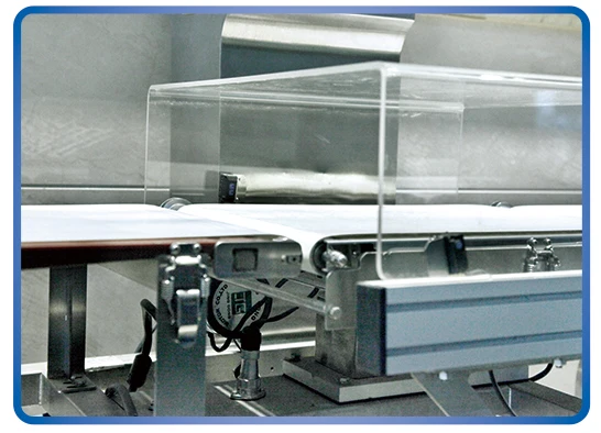 Automatic combined check weigher and metal detector for food industry