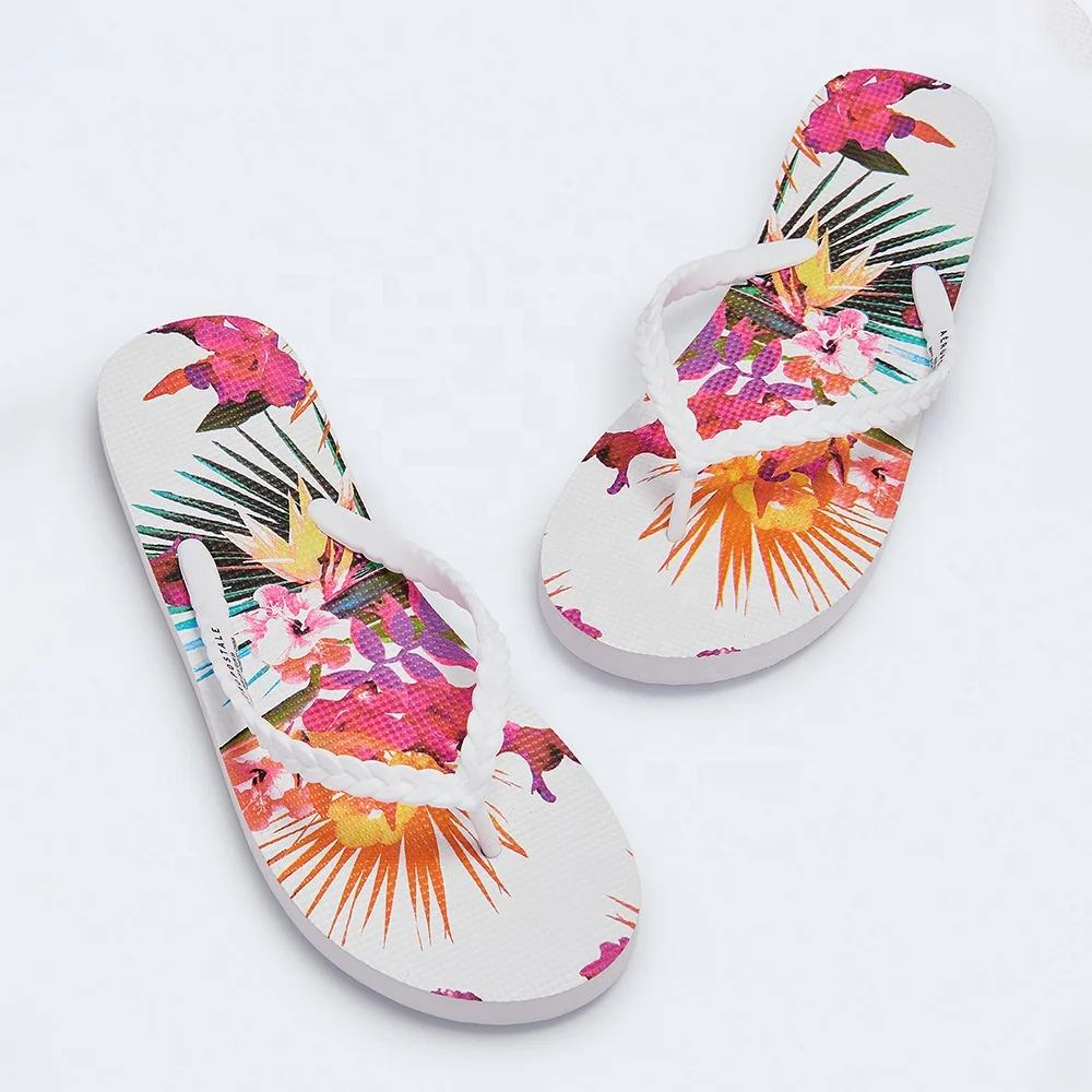 
latest fashion cheap custom logo hotel slippers women wedding luminous flip flops top quality 
