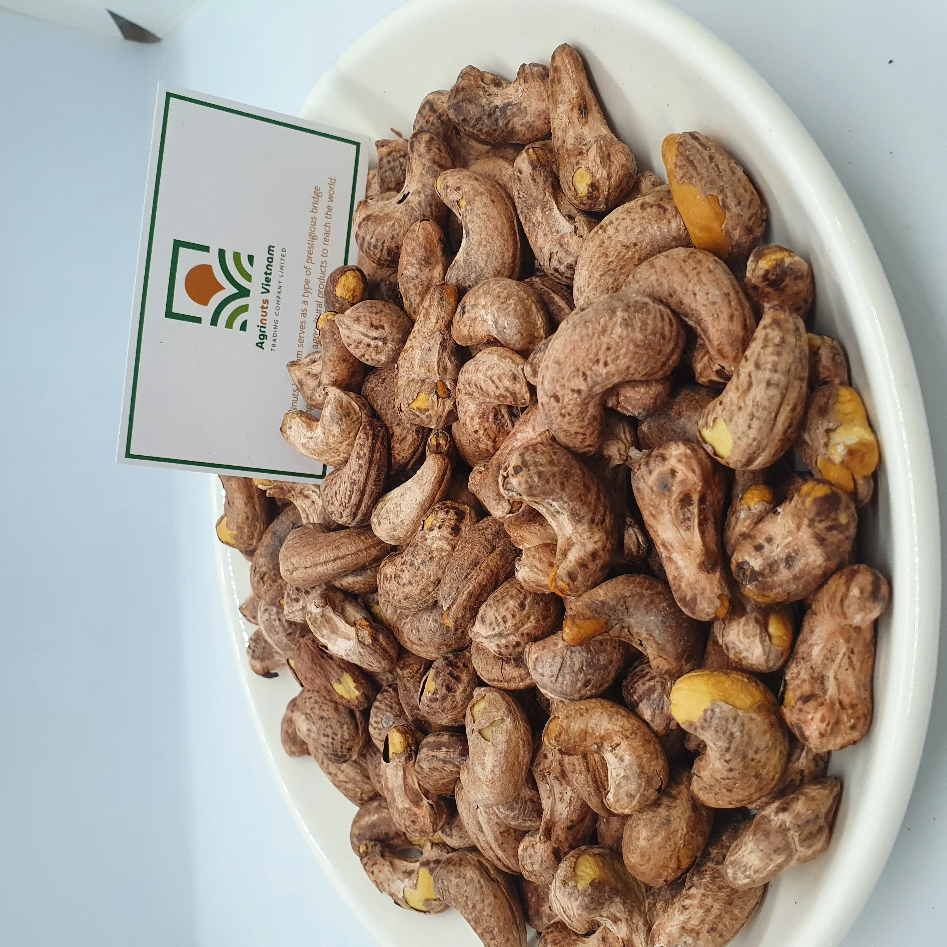 Жареные орехи кешью с морской солью A180 продажа натуральных орехов вкусные необработанные хорошая