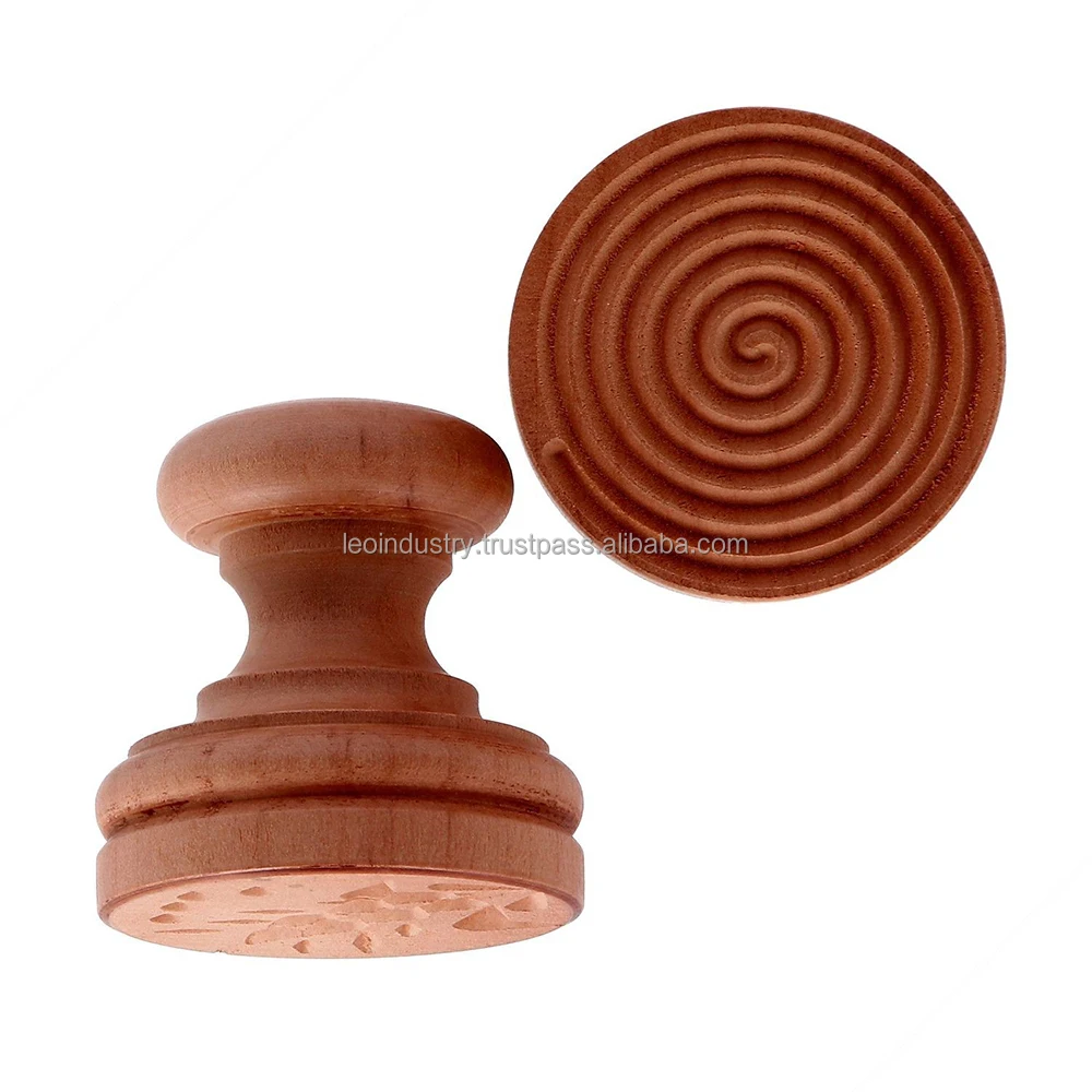 
Lily-shaped Stamp for Making Ligurian Corzetti Pasta 