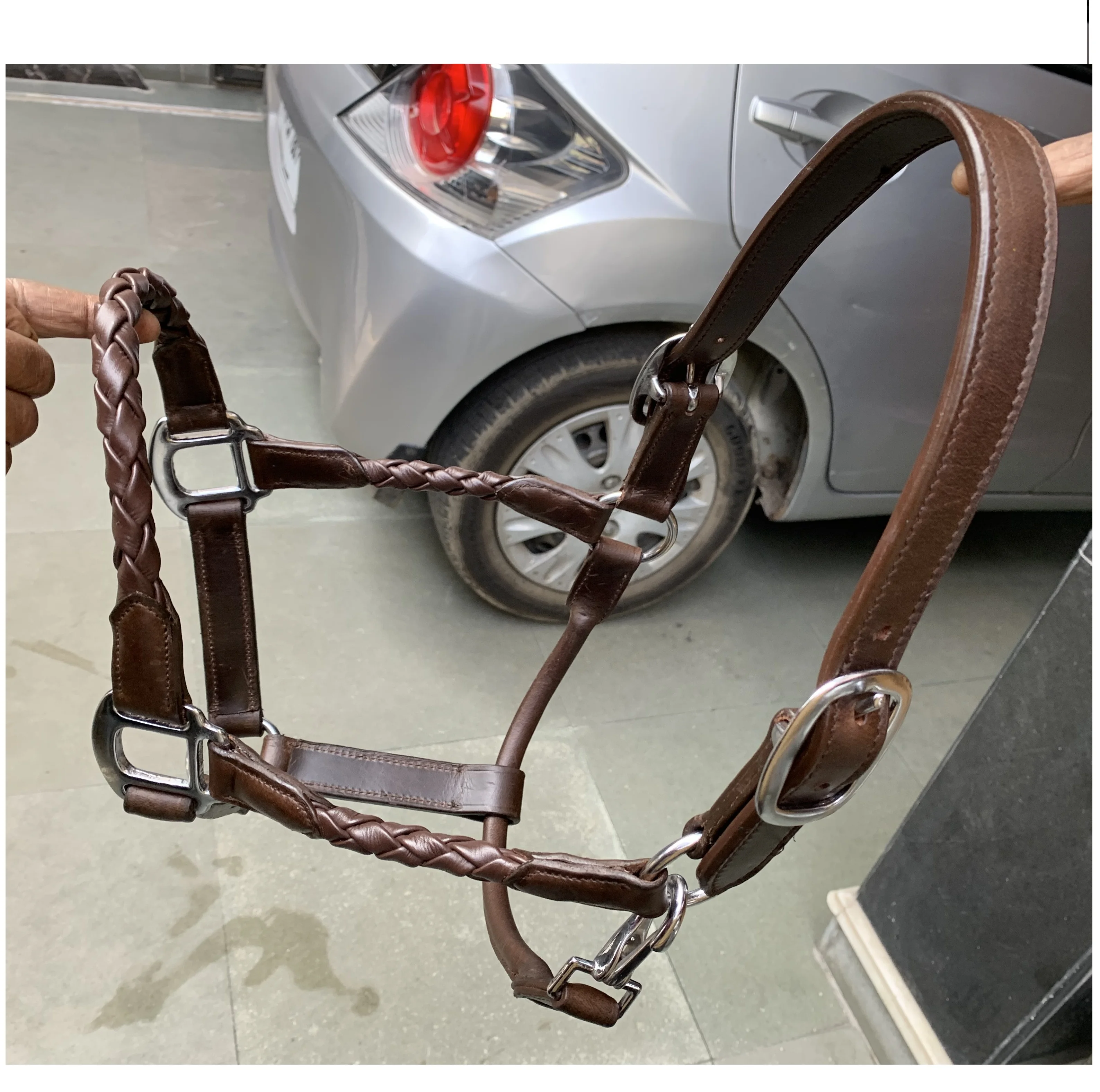 Rolled Leather Horse Halter On High Quality Indian Leather With Brass Buckle And Cow Soft Padding