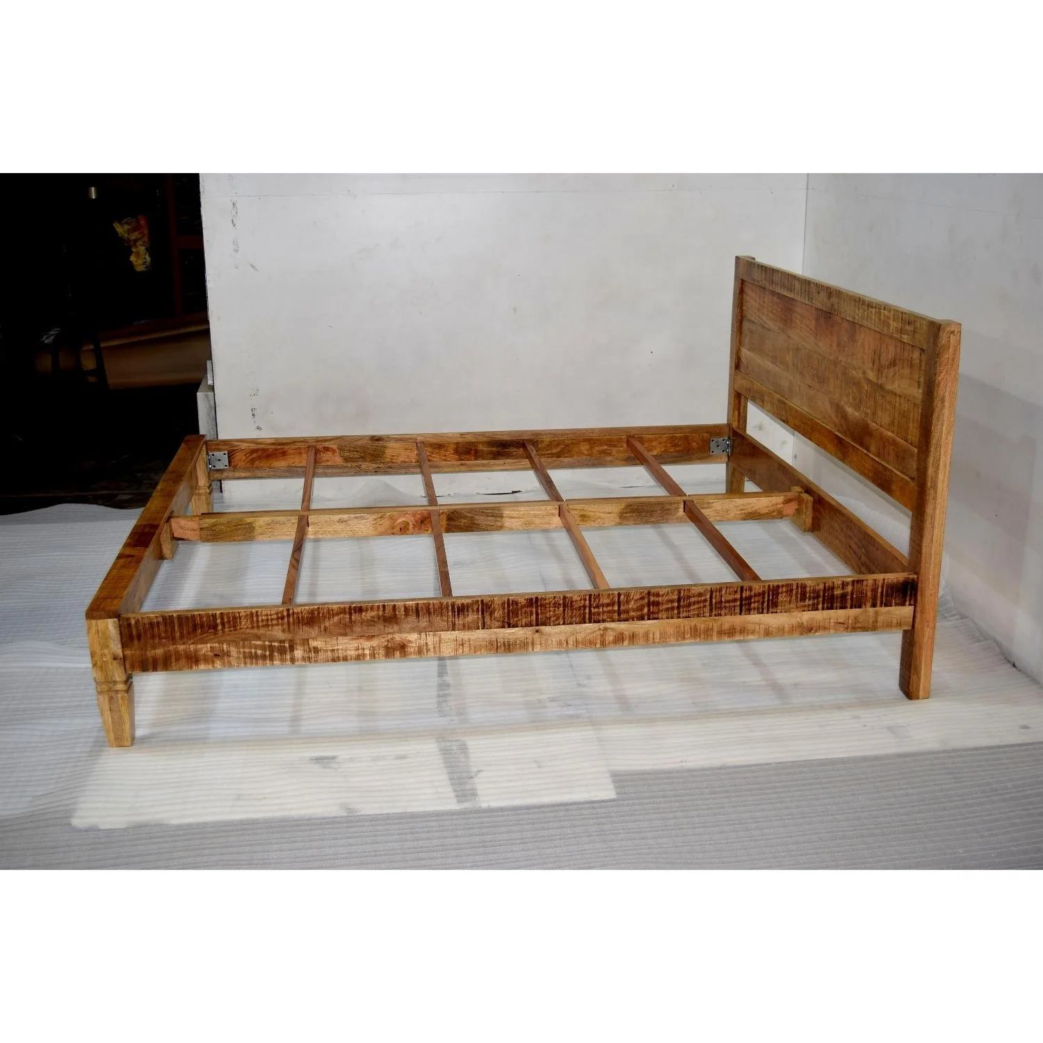 Solid Mango Wooden Industrial Vintage Style Folding  Bed Unique Style Bedroom Hotel Bedroom