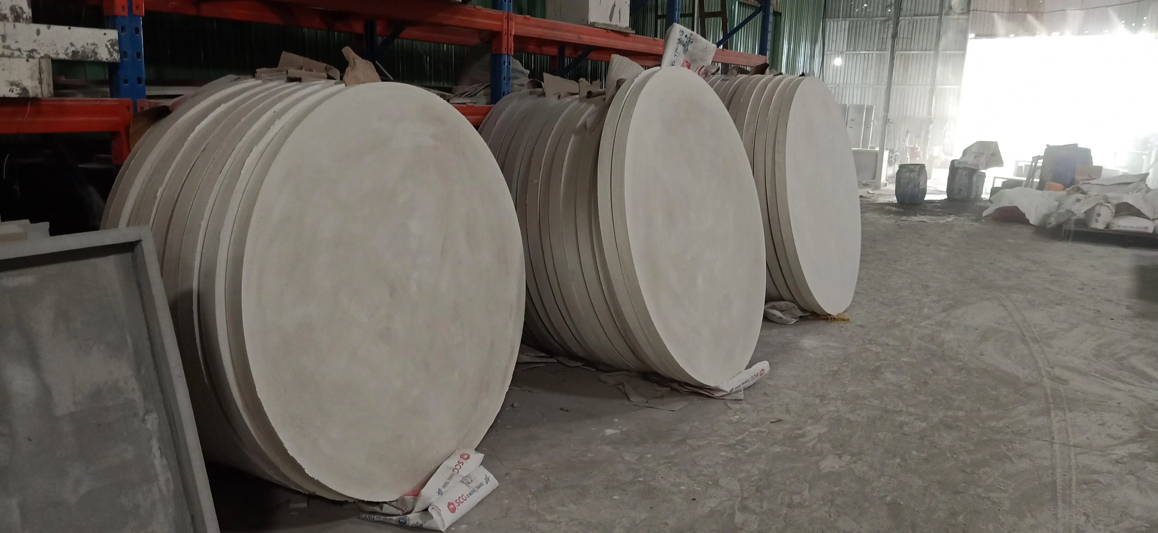 Modern High Quality Home Furniture Restaurant Table Set Fiber Concrete Luxury Dining Tables