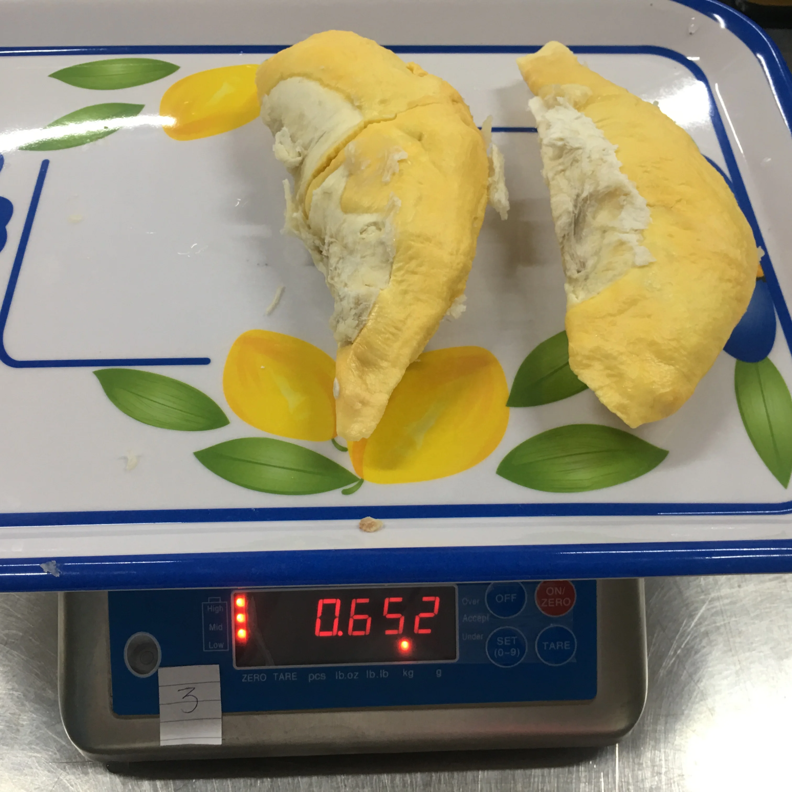 FROZEN DURIAN WITH SEED FROM VIETNAM