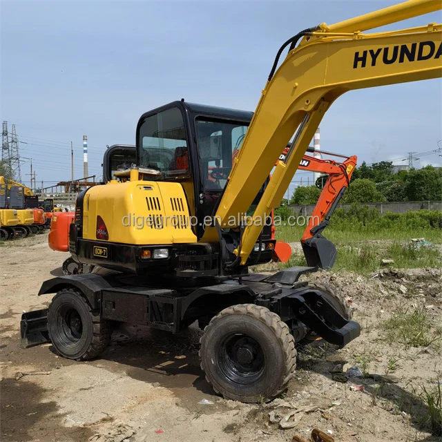 Б/у экскаватор Hyundai 60W-9 колесный