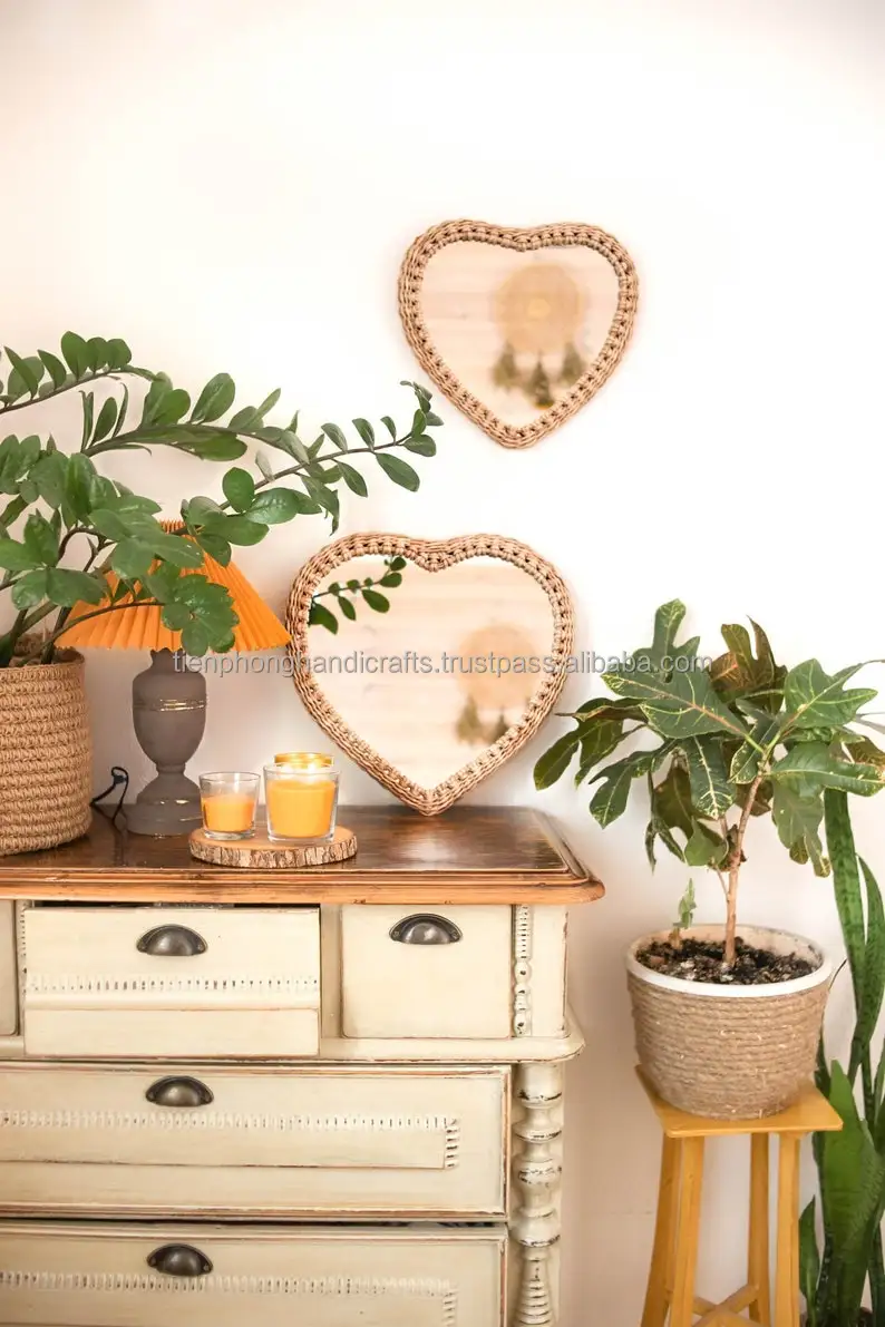 Handmade craft home Heart shape vanity large beauty round decorative woven wood wicker willow frame rattan wall mirror