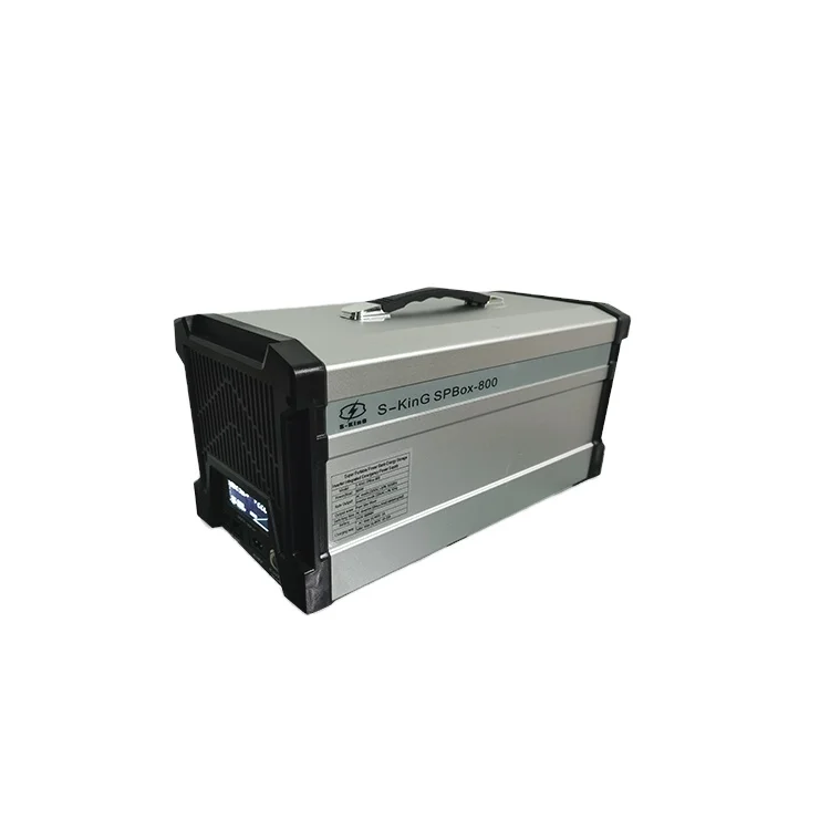 Extended lifetime solar generator 800 Watt solar-powering station with turnkey solution