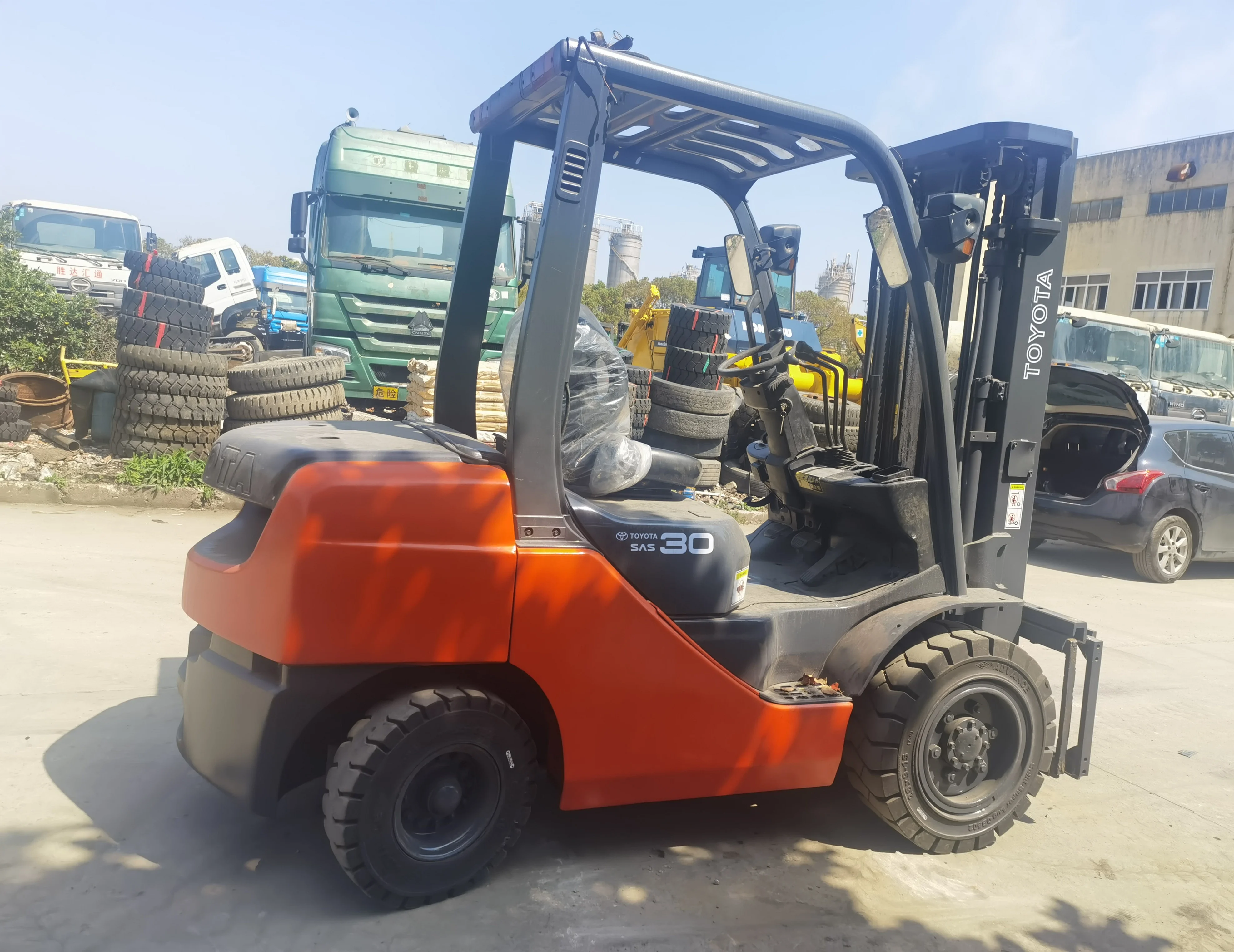 used factory hot sale used forklift japan used 3ton 7ton 10ton toyoto komatsu forklift for sale