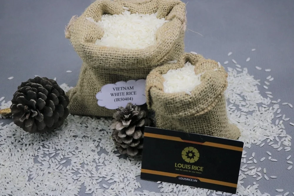 Дешевые Длинные Зерна Вьетнам белый рис 5% сломанный (IR50404)