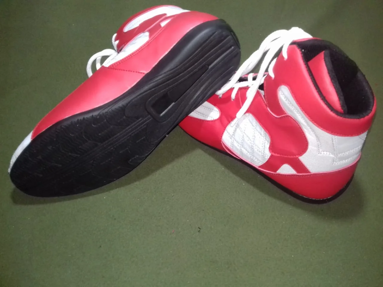 Hot Sale Best Selling Rubber Soul PU Leather Breathable Upper High Ankle Combat Sports Wrestling Muay Thai Boxing Shoes