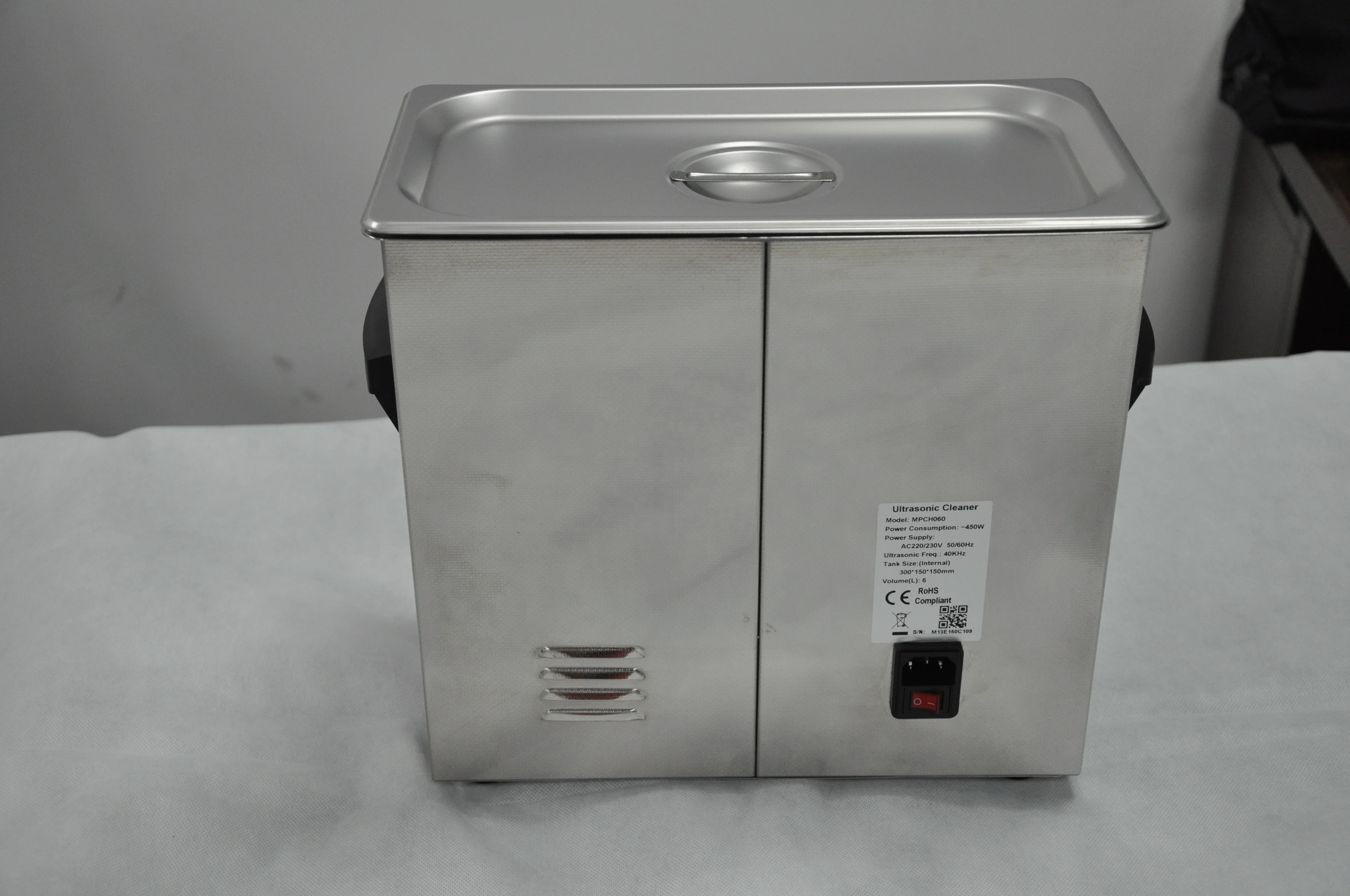 Power Adjustable LED display Manual control Heated SUS304 stainless steel tank robust quality desktop 6 liter Ultrasonic Cleaner