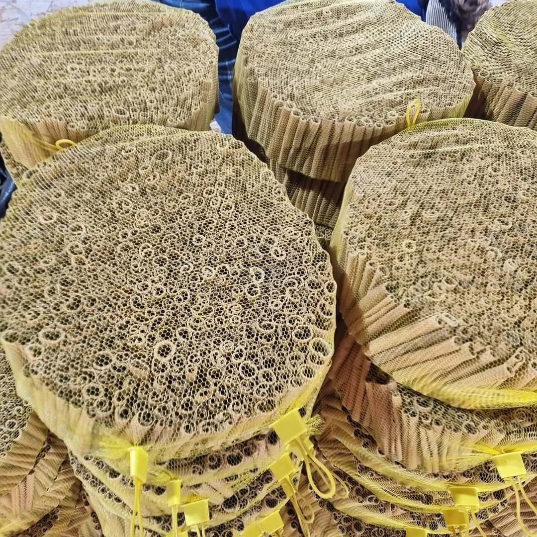 Cassia Cinnamon Bark High oil Content Spices and Herbs Spicy Product Vietnam Product Packed 10kg per carton