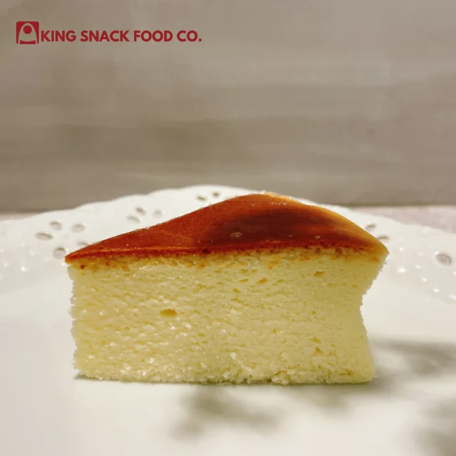 High quality  Light Cheese Cake crispy coating party supplies hot sell holiday treats low calorie