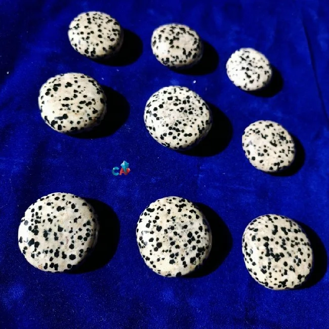 Кристалл ufo из далматинской яшмы круглой формы для Хэллоуина по лучшей цене украшения Индии