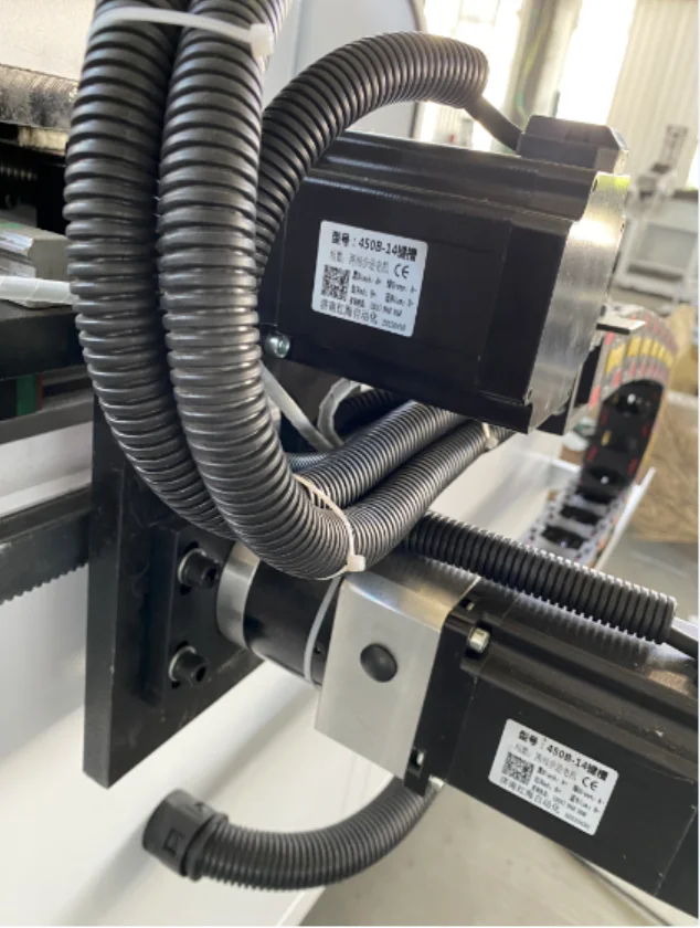 CNC 3 axis end milling machine for aluminum window profile making machine