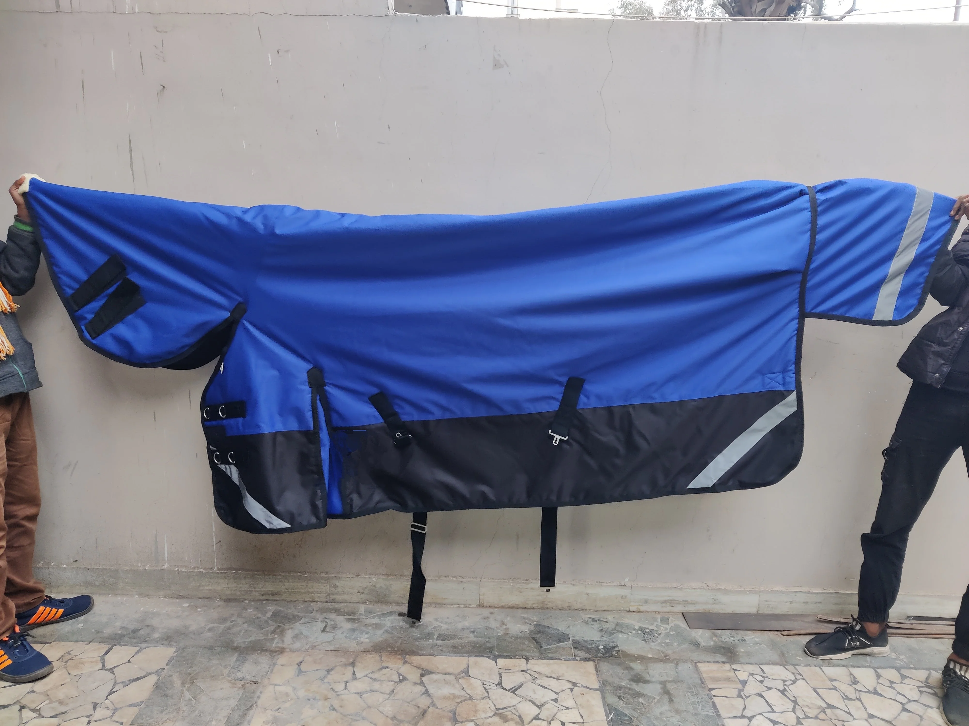 Royal Blue Ripstop 600D Horse Turnout Rug Waterproof Equestrian Blanket with 220 GSM Filling for Riding