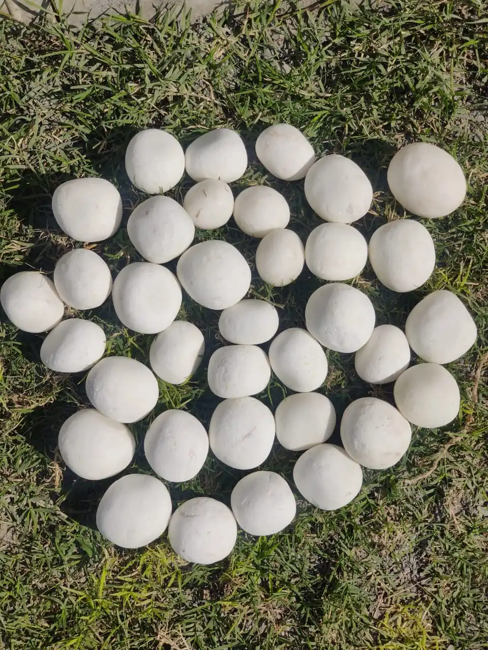 supper white round granular marble grit and marble polished stone chips 6-8 mesh size modern wall texture used chips