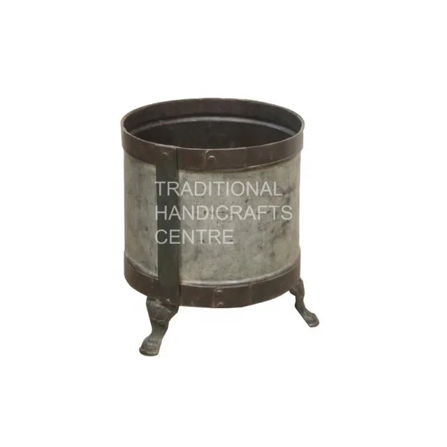 Iron Bucket Planter Iron Rustic Black Patina Antique Bucket Design Painted Iron Metal Planter Wholesale Manufacturer