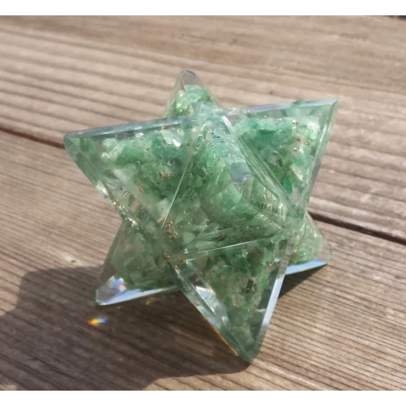 Зеленый авантюрин оргона Merkaba Star