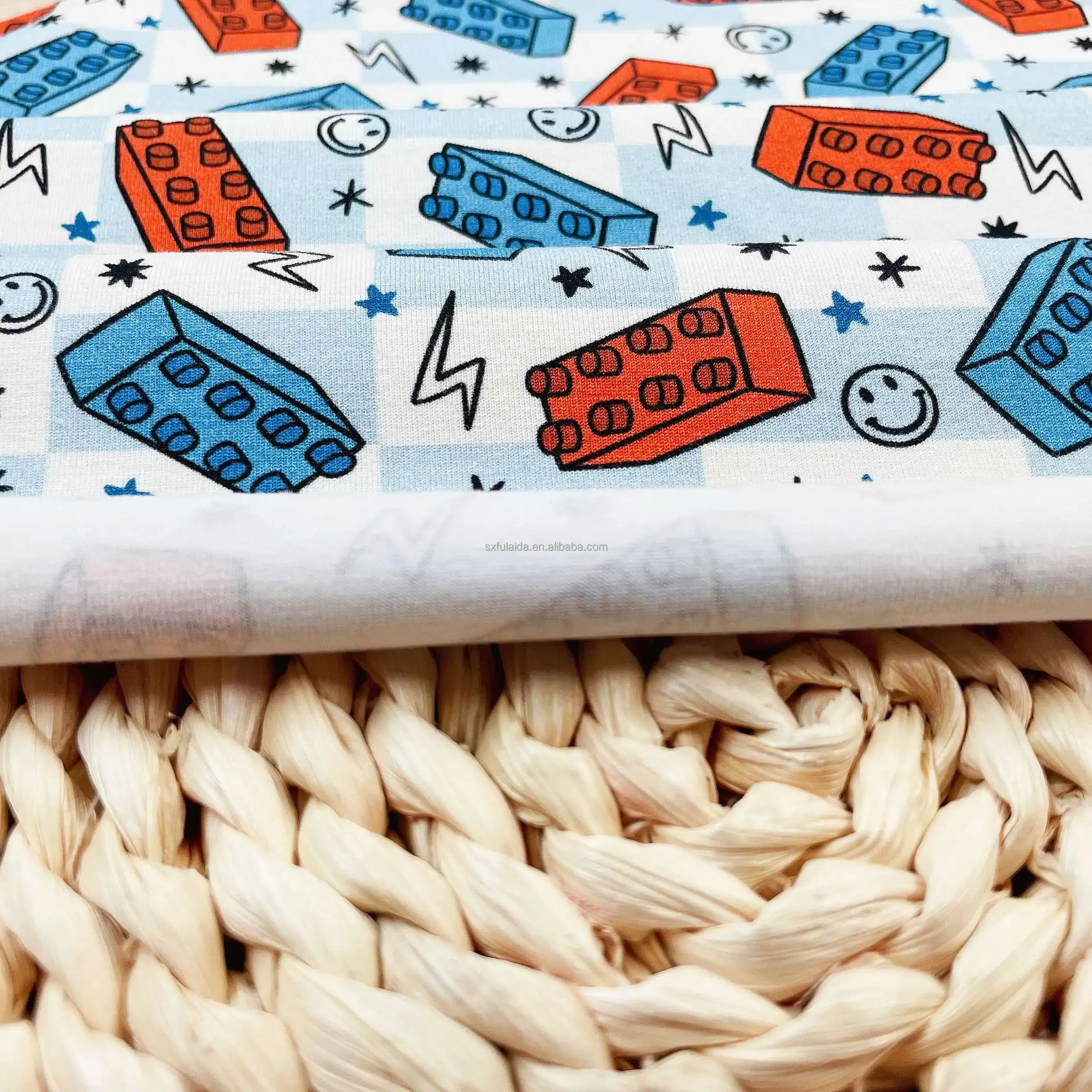 Printed Lycra Fabrics 84 Polyester 16 Spandex Swimwear Swimsuit Print 4 Way Stretch Fabric Plain Knitted Uv Protecting Underwear