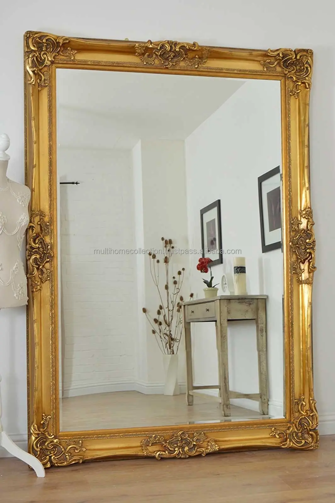 Large Frame Design Metal Wall Mirror Indoor Home Decor Living Room Wall Decor Painted Finishing Design Wall Mirror