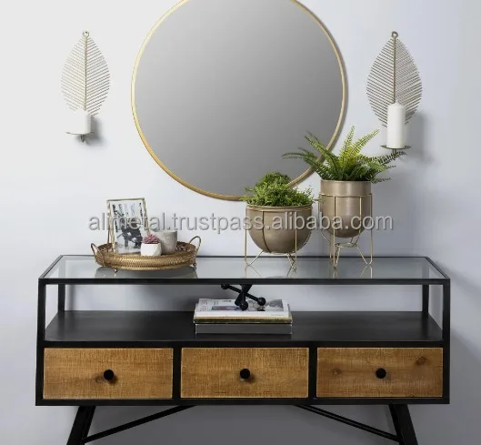 Metal Decorative Serving Tray Or Serving Platter For Hotels Restaurant And Dining Customizable