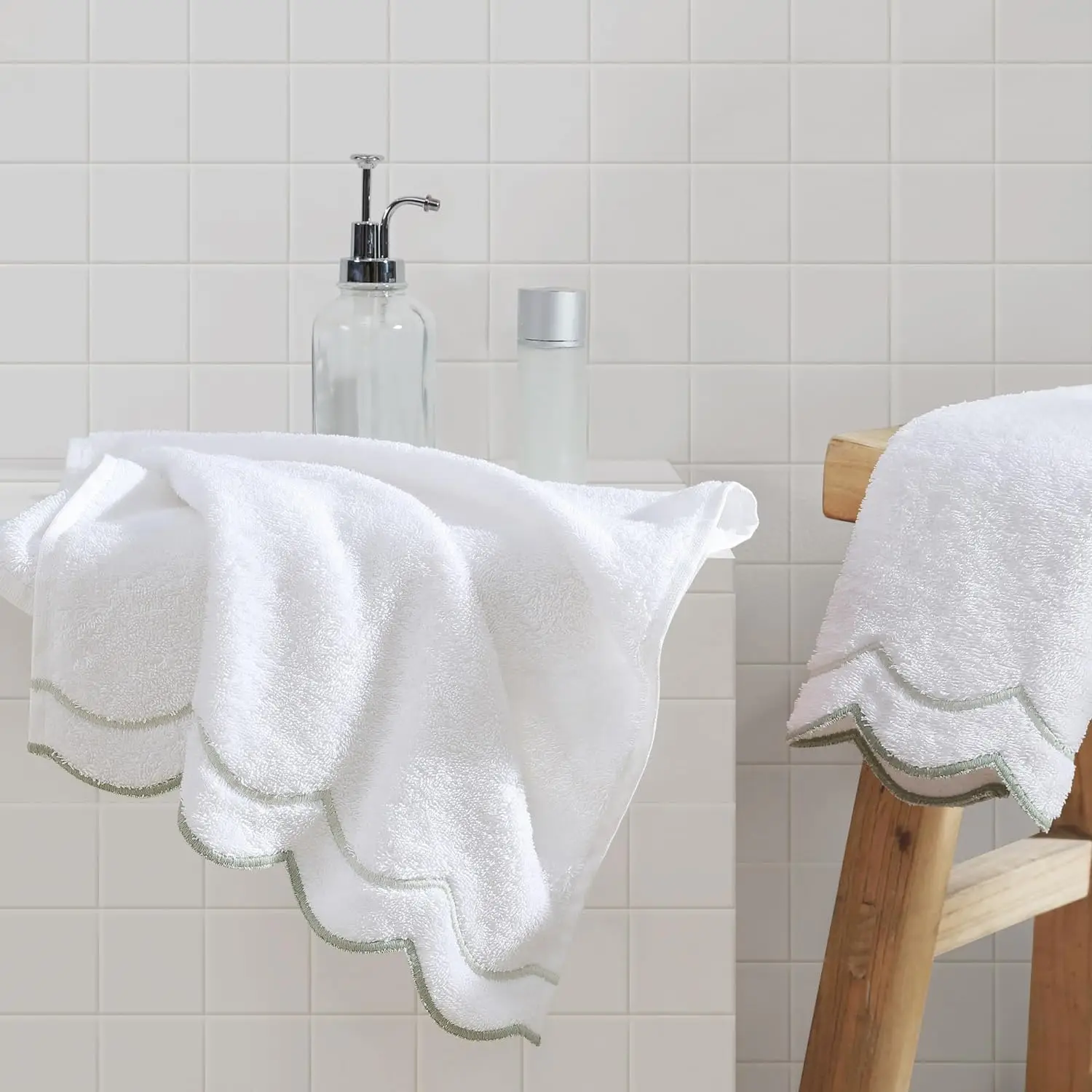 High Quality Lightweight Solid Design Beach Towels Latest Style Plain for Spa Hotel Use Available in Pakistan Wholesale Price