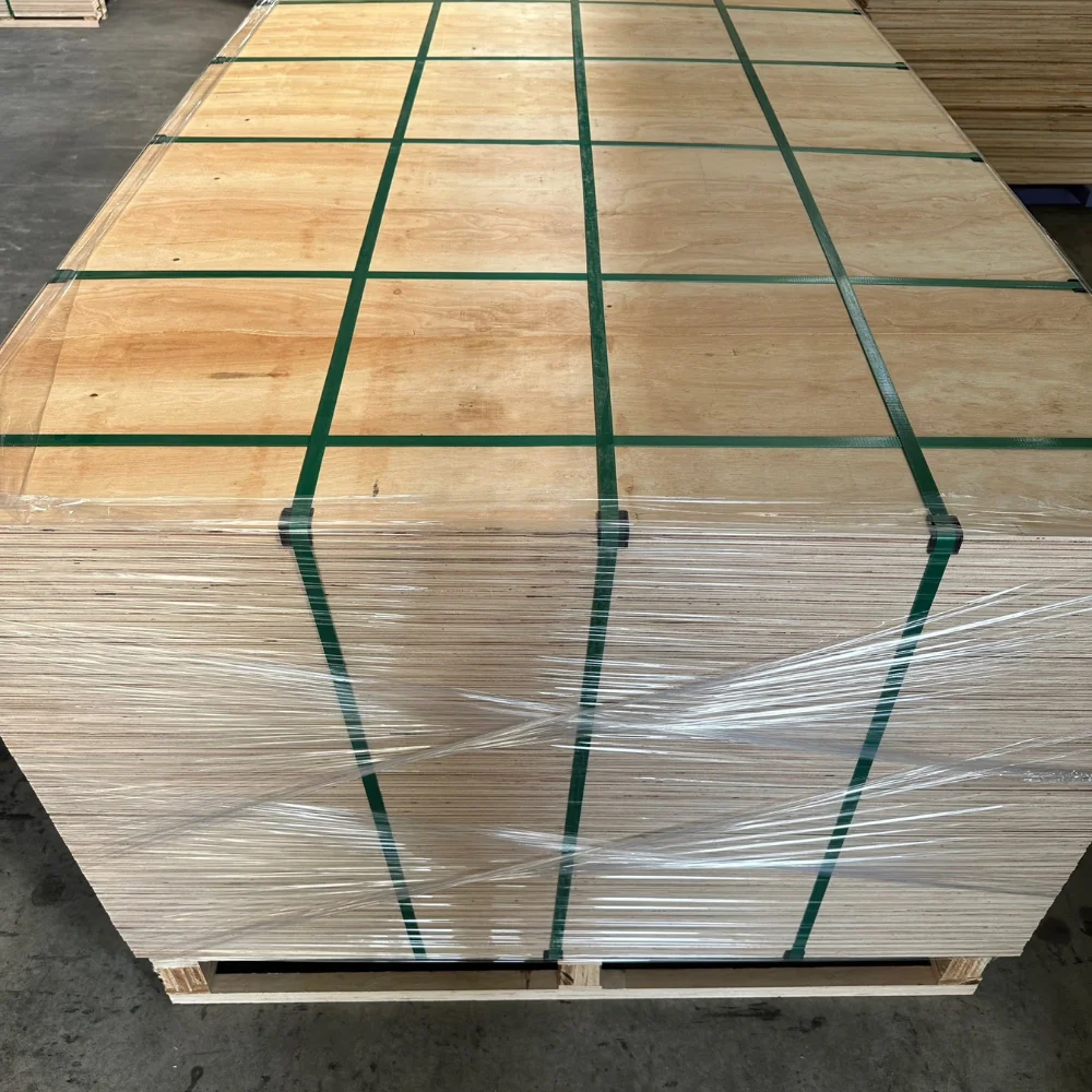 Wholesale Commercial High-Grade Laminated Veneer Board (lvl) 3/6/9/12/15/18mm Plywood Mainly Pine Birch Melamine Furniture Use